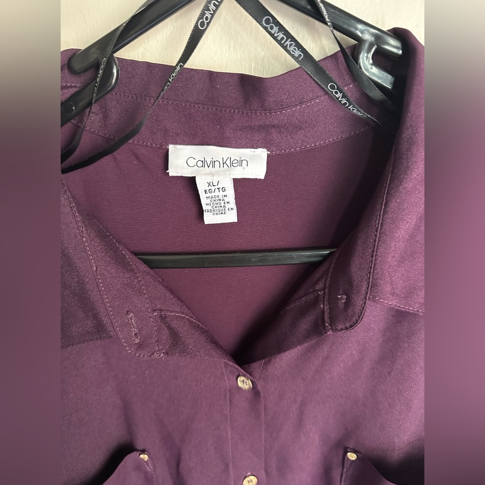 Calvin Klein Deep Purple Button Down Shirt Size XL - Picture 3 of 3